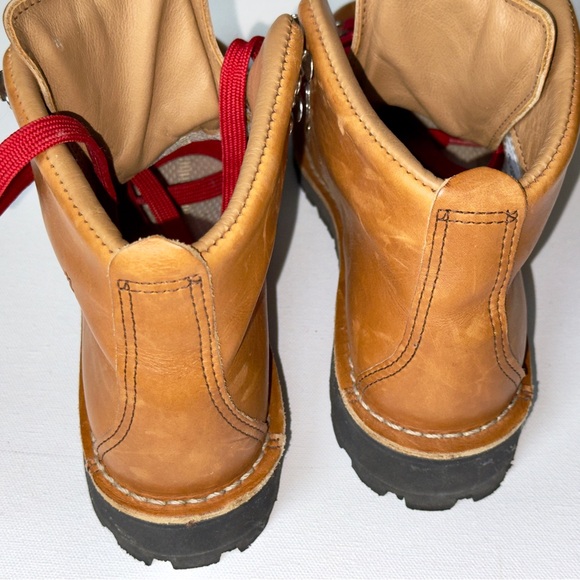 Danner Mountain Light Cascade Boots Women’s 7.5 | Made in USA | Vibram Sole - Picture 5 of 7